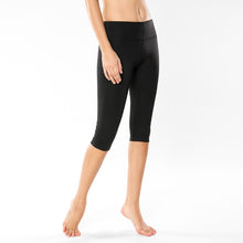 Load image into Gallery viewer, CRZ YOGA Women's Workout Tights with Pockets Running Capris Yoga Pants