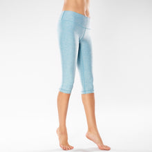 Load image into Gallery viewer, CRZ YOGA Women's Workout Tights with Pockets Running Capris Yoga Pants