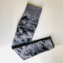 Load image into Gallery viewer, New Green Camo Seamless Leggings Sport Women Fitness Gym Leggings High Waisted Energy Yoga Pants Flex Vital Athletic Legging